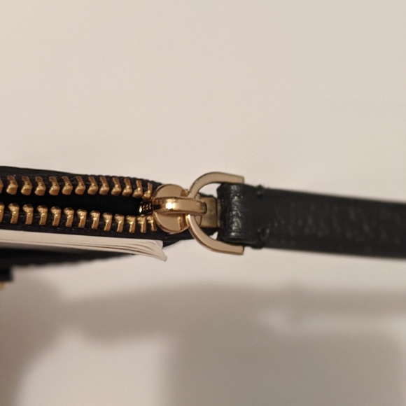 New ♠️ KS ♠️ Jeanne small zip card holder - Picture 8 of 8